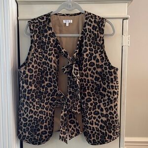 TCEC Leopard Print Tie-Front Blouse